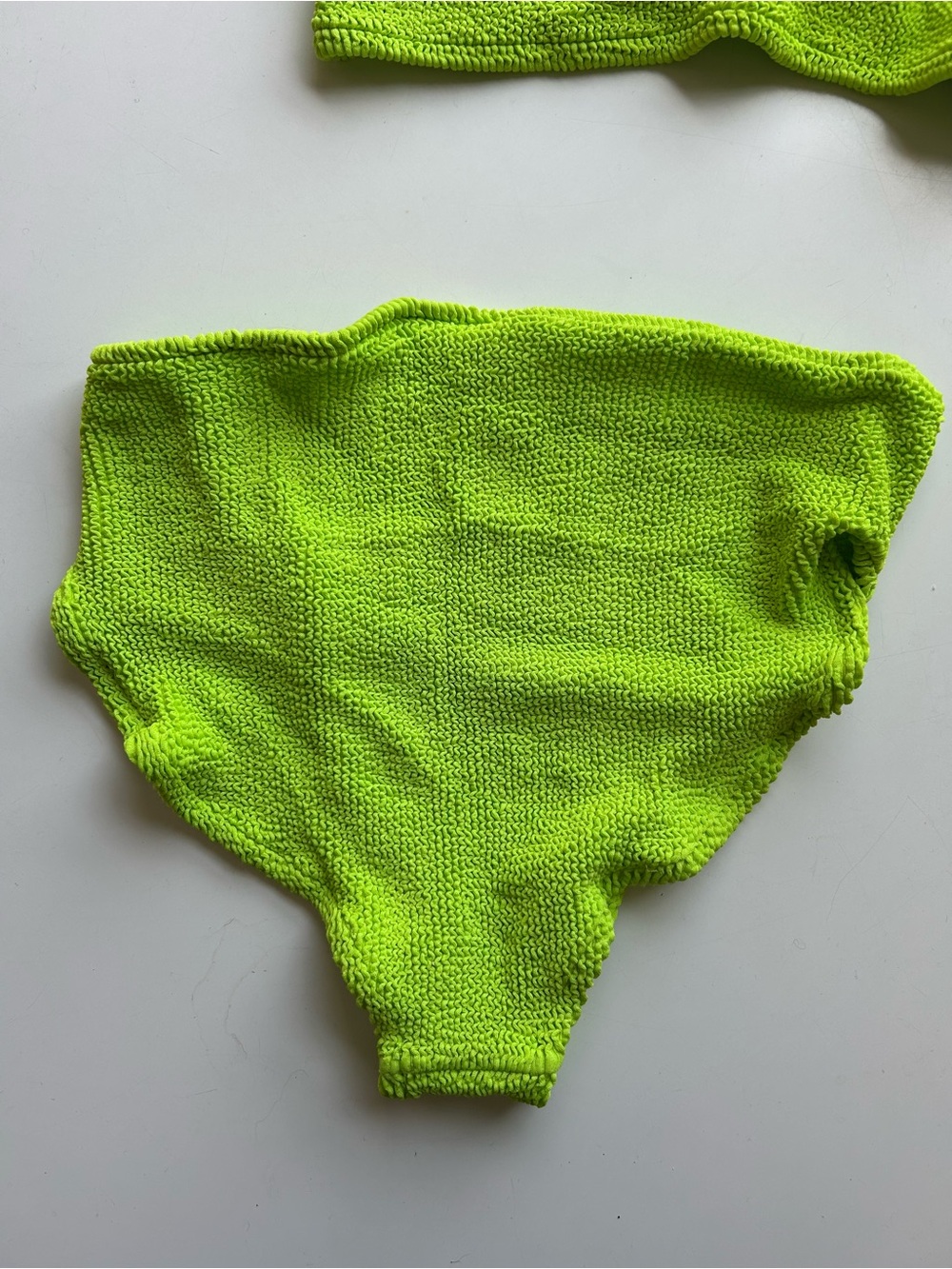 Youswim aplomb high waist two piece - wasabi (neon green) - stretch 1 - Picture 3 of 5